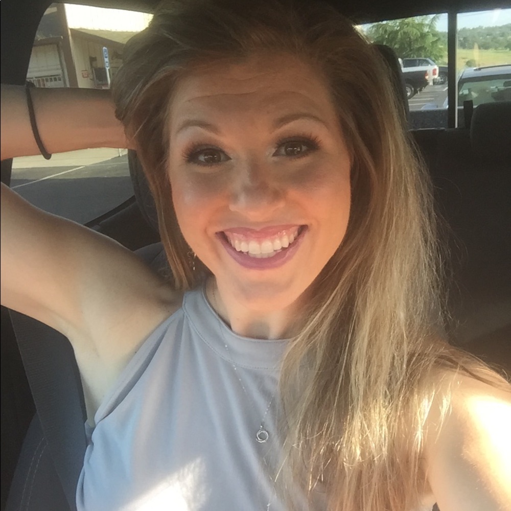 Meet your Posher, Katie